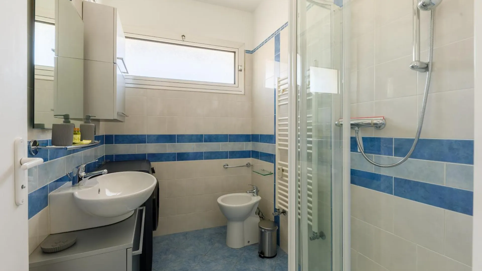 Appartement La Perle 2P Vue Mer Terrasse 2 Mins Plage Garage Clim Roquebrune-Cap-Martin