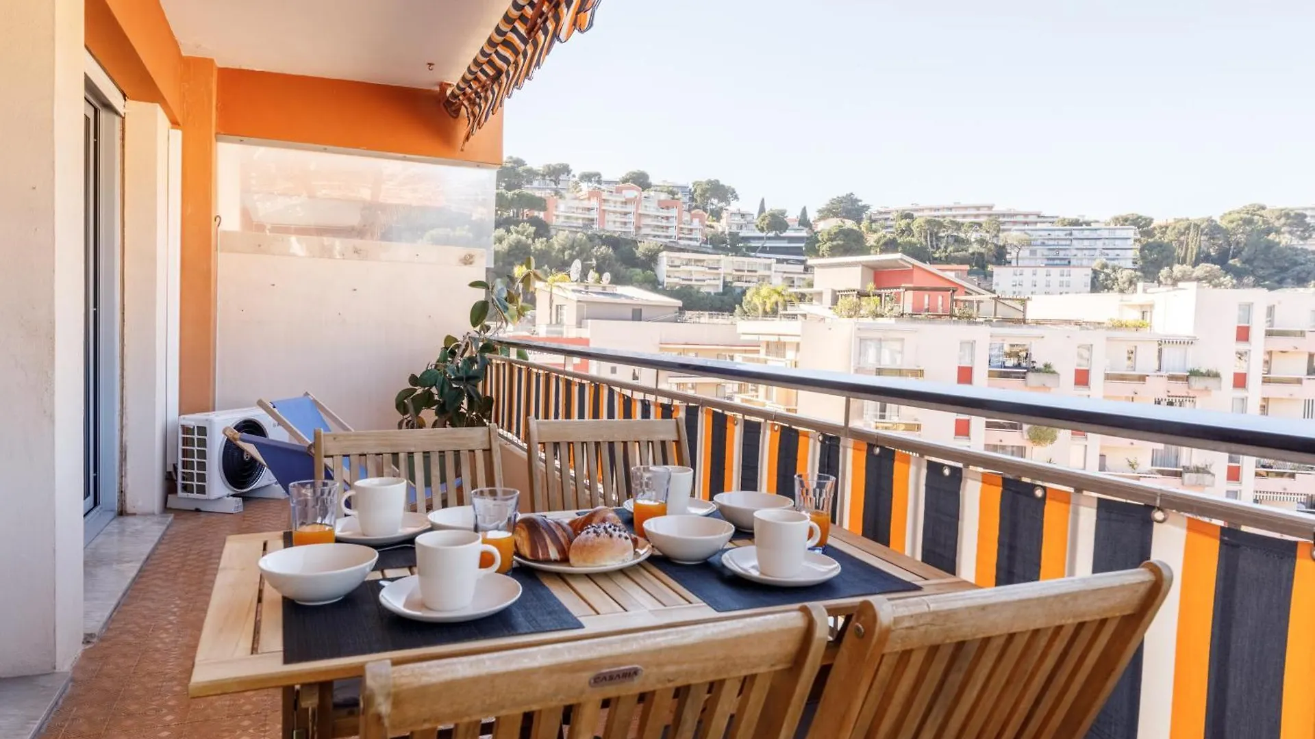 La Perle 2P Vue Mer Terrasse 2 Mins Plage Garage Clim Roquebrune-Cap-Martin 0*,